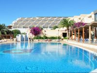  SBH Taro Beach Hotel