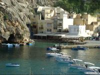  Captains Den Apartments