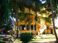  Oasey Beach Hotel & Restaurant