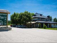  Restaurant Rooms Pino