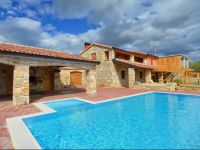  Country House Smojver