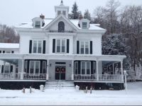  Center Harbor Sutton House B & B