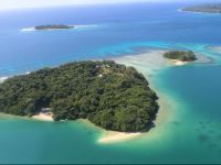  Malvanua Island Beach House