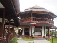  The White Avenue Hotel