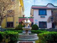  Hotel Suites el Paseo