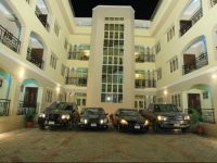  Apartment Royale Hotel & Suite