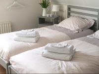  Guesthouse Island Memories