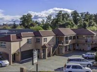  166 Majestic Court Motel