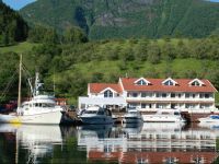  FlГҐm Marina & Apartments