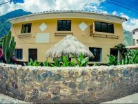  Hostal Fortaleza Inn