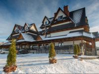  Borowy Dwór- Biznes, Spa & Fun