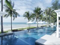  Nishaville by The Unique Collection