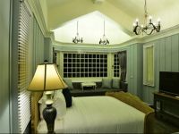  Coastal Lighting Villa