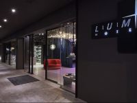  Lumi Design Hotel