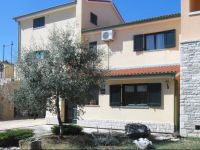  Barban 3 Holiday Home