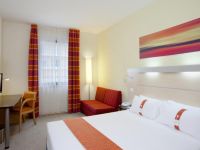  Holiday Inn Express Porto-Exponor