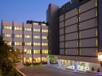  Holiday Inn Express Lisbon Airport