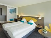  Hotel Restaurant Holiday