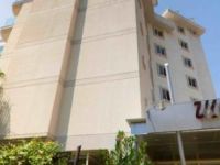  White City Beach Hotel