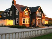  Camp Estate