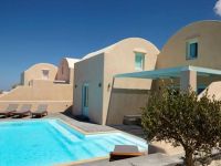  Voreina Gallery Suites