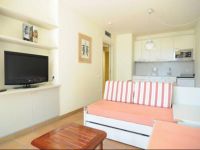  Ciutat de Palol Aparthotel 