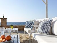  Artina Nuevo and Spa