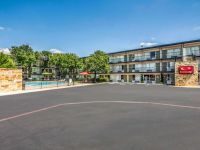  Econo Lodge Dallas Airport North