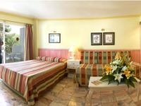  Ola Apartamentos Bouganvillia