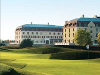  Radisson Blu Hotel at Disneyland