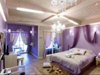  Art in Tiara Pension