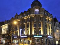  Golden Tulip Central Molitor