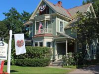  Heart of the Village Inn