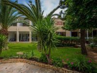  Pavlina Beach Hotel