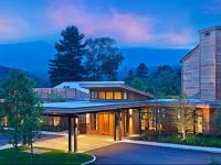  Topnotch Resort & Spa