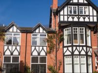  Bryn Woodlands House