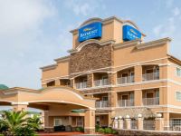  Baymont Inn & Suites Galveston