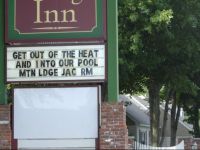  Wrens Nest Village Inn