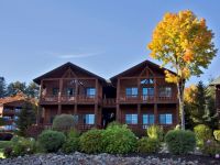  Lodges at Cresthaven