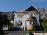  Abbey Manor Luxury Guesthouse