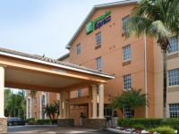  Holiday Inn Express Hotel & Suites Bonita Springs