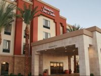  Hampton Inn & Suites Las Vegas South