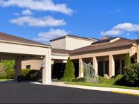  Courtyard Lincroft Red Bank