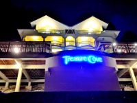  Treasure Cove Hotel & Restaurant