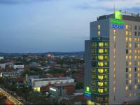  Holiday Inn Express Semarang Simpang Lima