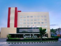  Grand Zuri Padang Hotel