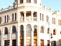  Golden Apricot Hotel