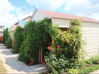  Azov Cottages