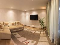  Megapolis on Krasnoi ploshyadi