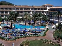  Beach Club Font de Sa Cala